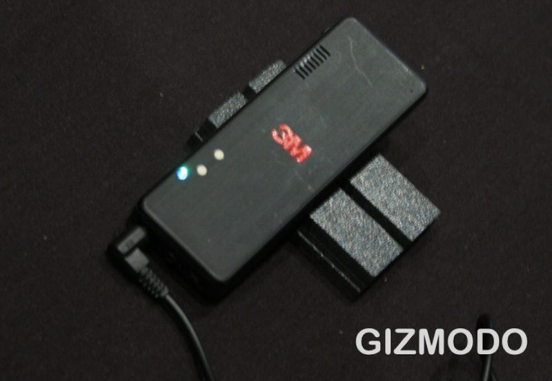 Illustration for article titled Hands-on With 3M's Second-Gen Pico Projectors With Added RGB LEDs